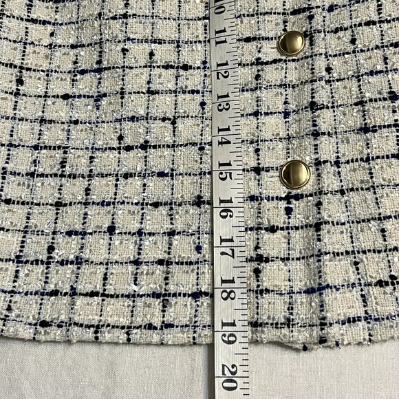 Ann Taylor Tweed Mini Skirt Women’s Size 2 – Blue White Black Check Gold Button - Picture 7 of 8